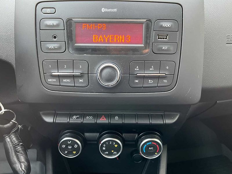 Dacia Duster II 1.6 Comfort, Radio, Klima, Dachreling